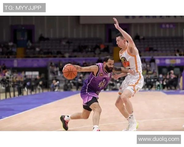 里勒三双助力北控主场逆转福建队苦战难逃败局